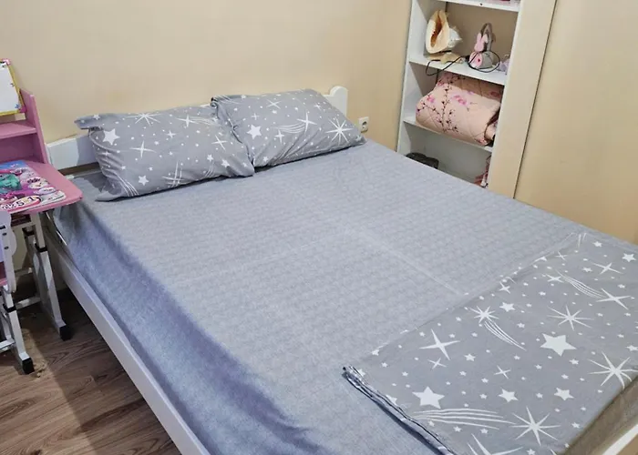 Relax 2, Sa Parkingom